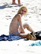 Uma Thurman nude 127