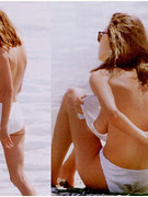 Uma Thurman nude 173