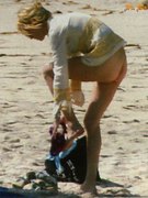 Uma Thurman nude 30