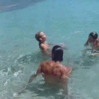 Valerie Quennessen Videos