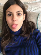 Victoria Justice nude 32