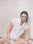 Vittoria Ceretti nude 4