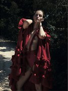 Vivien Solari nude 3