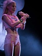 Yolandi Visser nude 4
