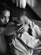 Zoe Kravitz nude 11