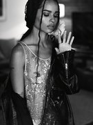 Zoe Kravitz nude 9